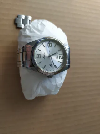 Reloj Casio Plata y Blanco