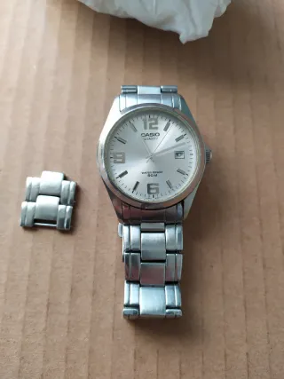 Reloj Casio Plata y Blanco
