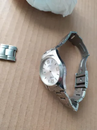 Reloj Casio Plata y Blanco