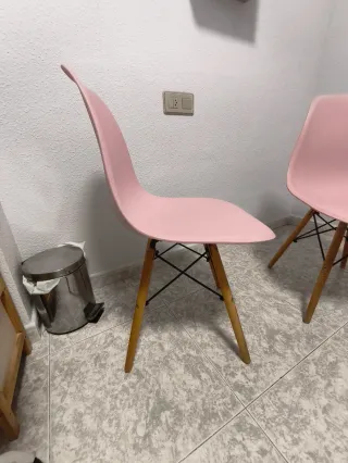Sillas nórdicas rosas (2 unidades)