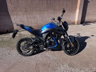 Moto Zontes Naked 125 UNICO PROPIETARIO!!!!!