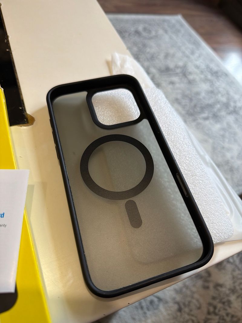 Fundas Mag-Safe iPhone 16 Pro Max Spigen + JETech afbeelding 8