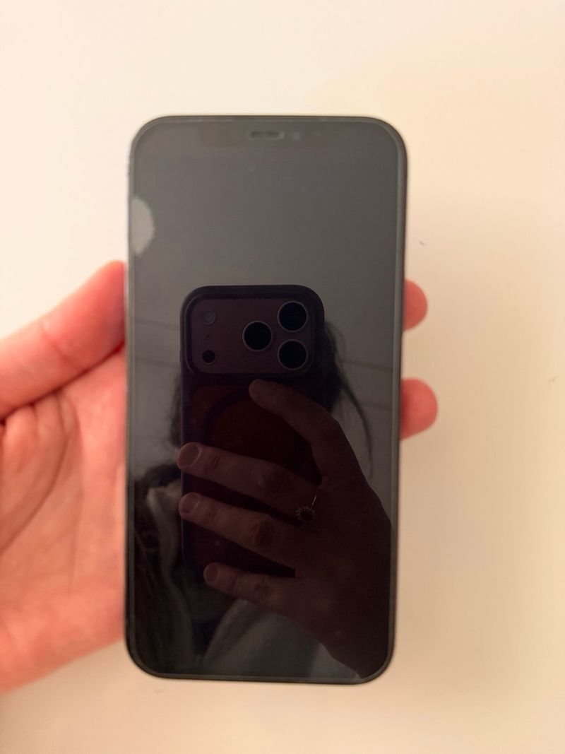 iPhone 12 Pro Azul afbeelding 2