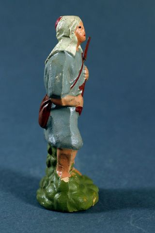 FIGURA ANTIGUA EN BARRO DE CAZADOR PARA BELÉN.