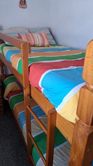 Literas de madera resistentes