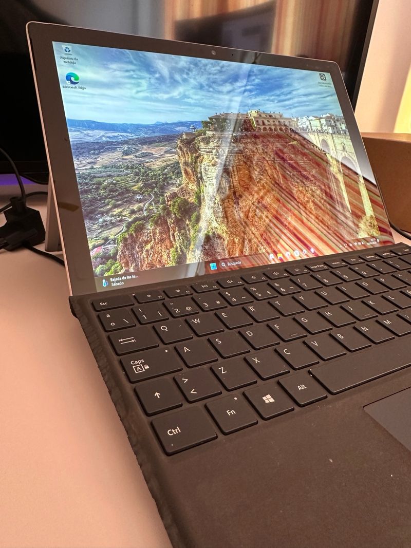 Microsoft Surface Pro 5 barata (leer descripción)