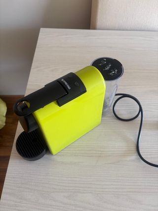 Cafetera Nespresso Verde Lima