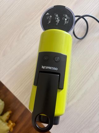 Cafetera Nespresso Verde Lima