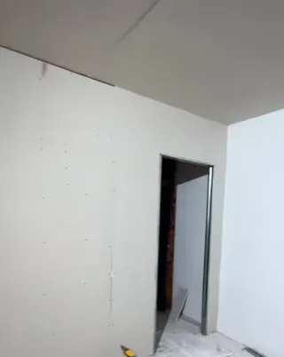 Manitas Pladur y Pintura alicatado