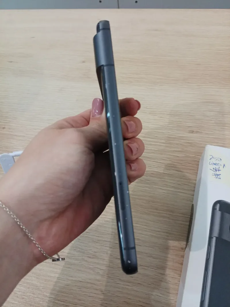 Pixel 8 negro afbeelding 4