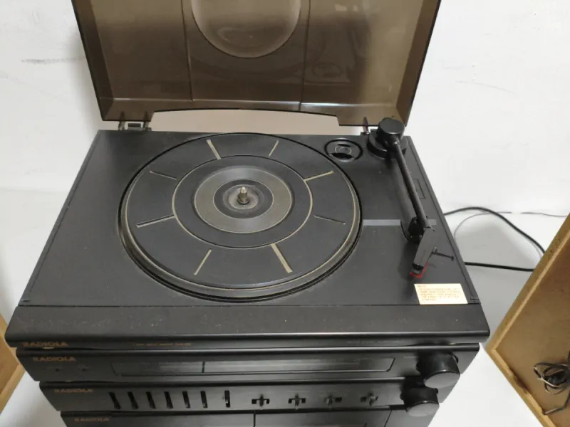 Minicadena Radiola con tocadiscos y cassette afbeelding 6