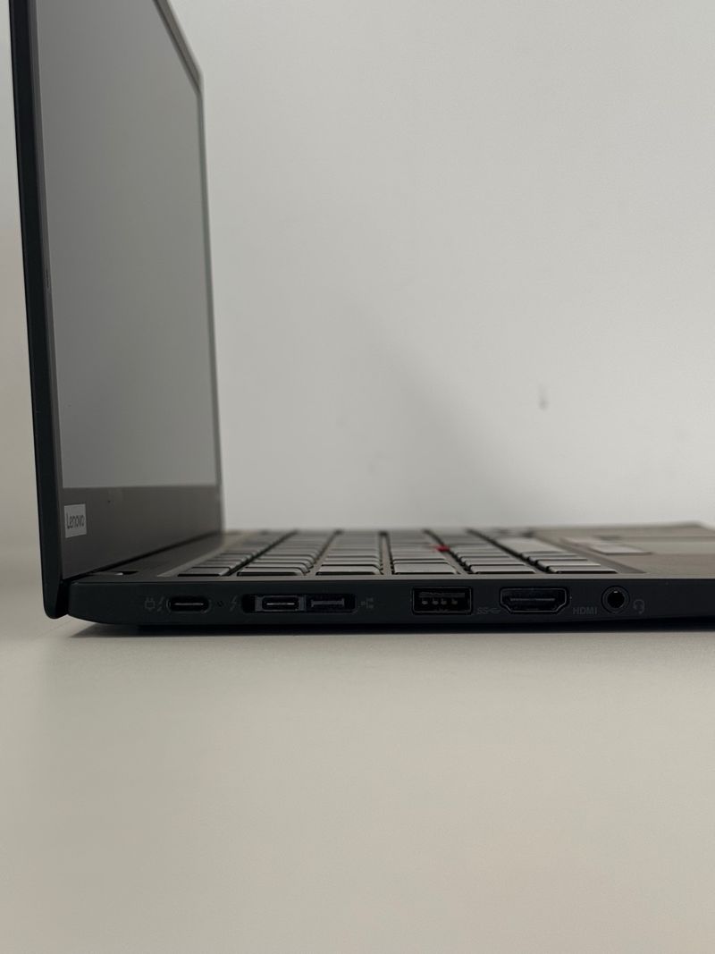 Lenovo ThinkPad X1 Carbon 7th 2019 afbeelding 3