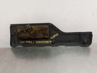 MOLDURA LAND ROVER FREELANDER (LN) 204D3 LBH00013