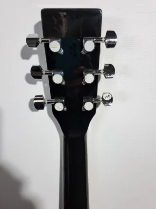 Guitarra Electroacústica Negra