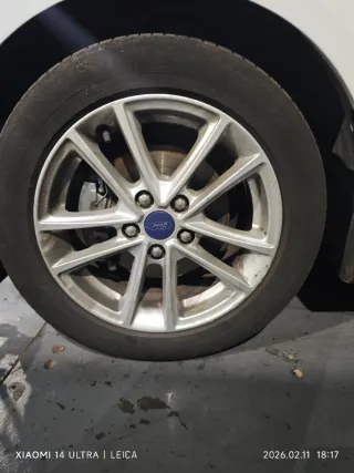 Llanta y Neumático Ford Focus 2015
