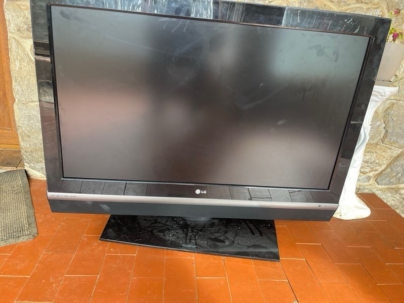 TV LG 42 LCD Negra afbeelding 4