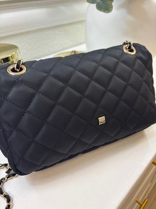 Bolso Purificación Garcia acolchado negro