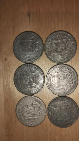 Lote 11 monedas de 5 y 2 pesetas en alcamina