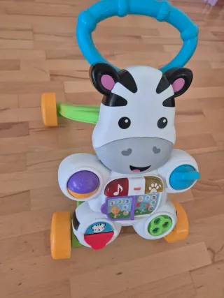 Vendo varias cosas de bebe a muy buen precio.