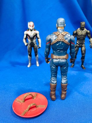 Lote 4 figuras superhéroes Marvel