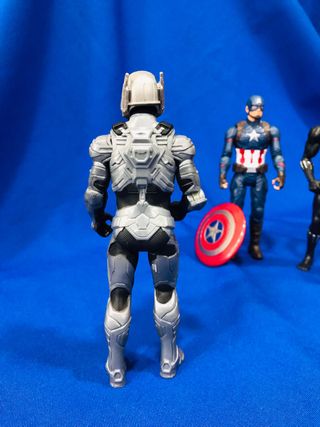 Lote 4 figuras superhéroes Marvel