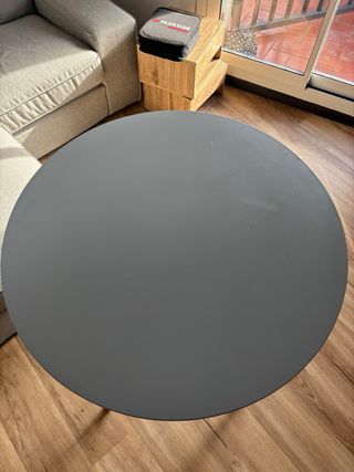 Mesa redonda comedor gris y madera.  80cm