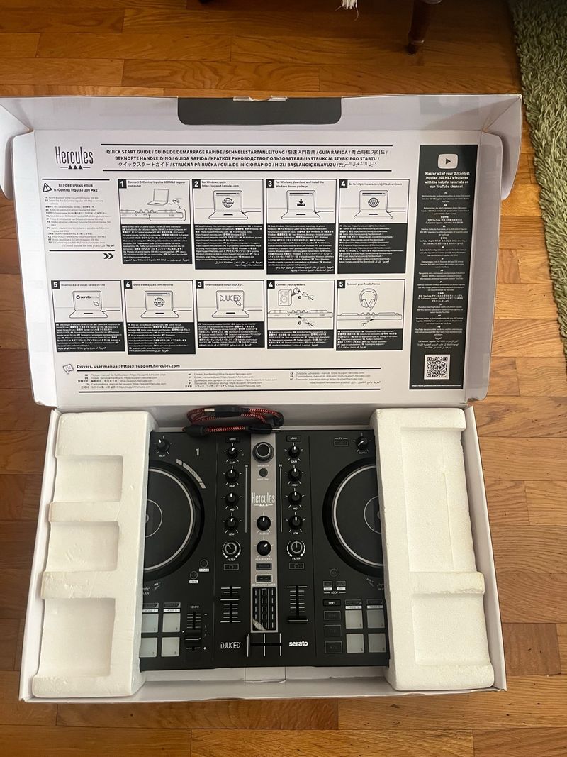 Mesa de Mezclas HERCULES INPULSE 300 MK2