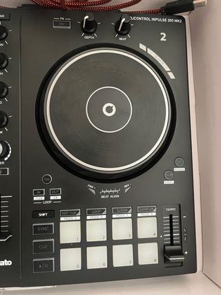 Mesa de Mezclas HERCULES INPULSE 300 MK2