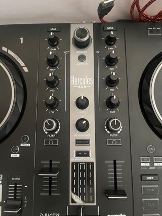 Mesa de Mezclas HERCULES INPULSE 300 MK2