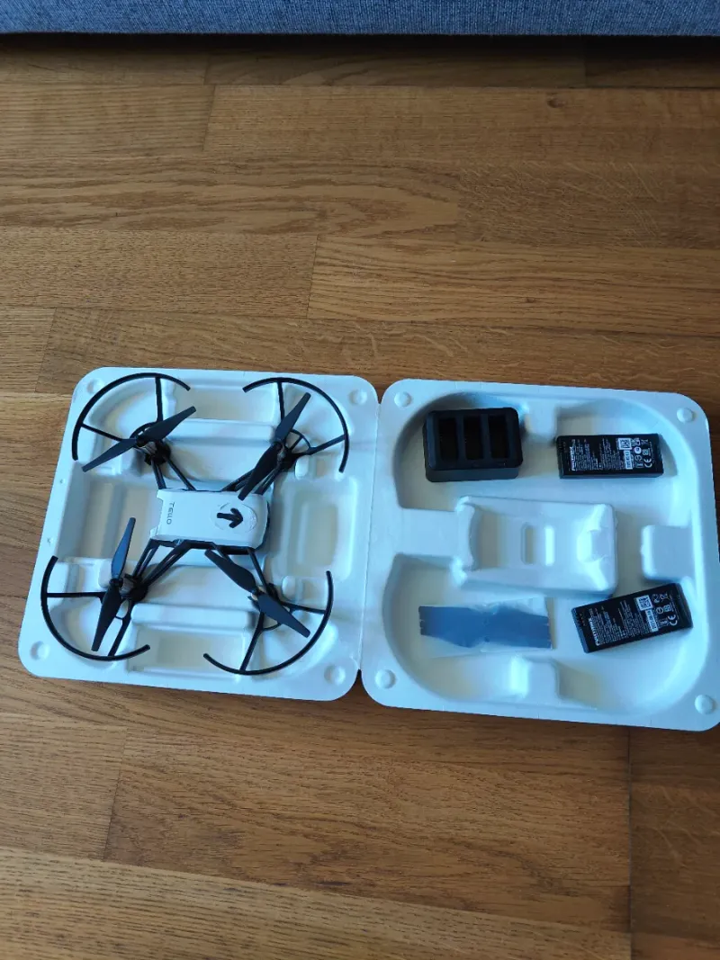 Dron DJI Tello