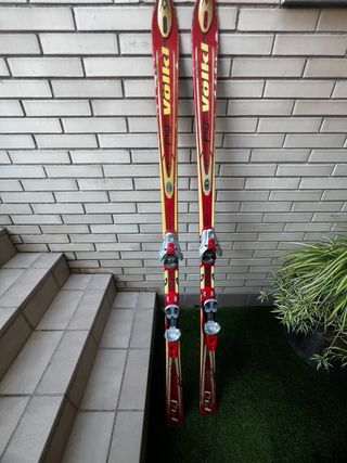 Esquí Volkl P40