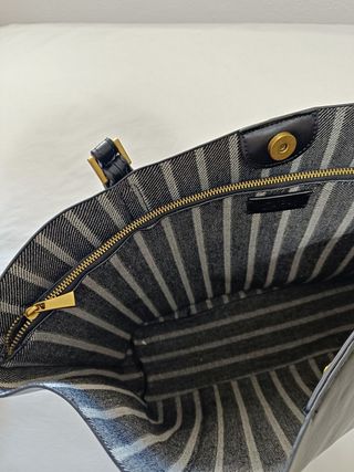 Bolso shopper negro Zara