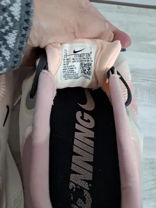 Zapatillas Nike Rosa y Blanco