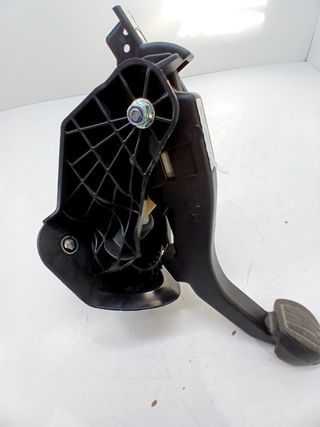 PEDAL EMBRAGUE PEUGEOT 3008