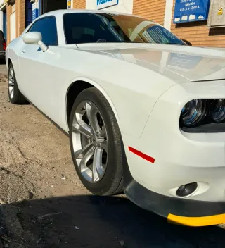 Dodge Challengers  2021
