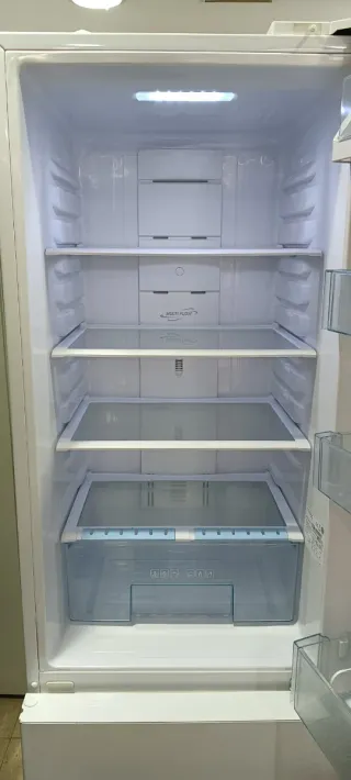 NEVERA COMBI DAEWOO NO FROST ENERGÍA A+