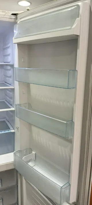 NEVERA COMBI DAEWOO NO FROST ENERGÍA A+