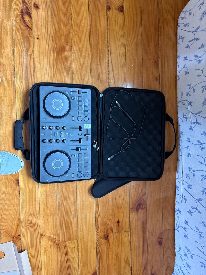 Mesa DJ Pioneer DDJ-SB3 Negra