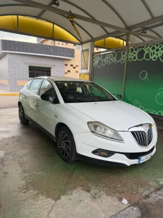 Lancia Delta 2010
