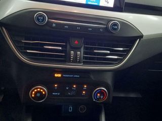 Ford Focus SPORTBREAK TRENDPLUS 1.5 AUTOMAT 120CV