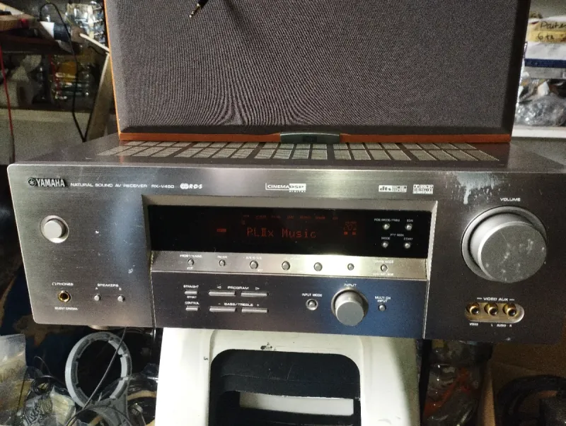 Amplificador Yamaha RX-V450 Plata