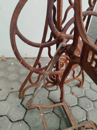 Patas Mesa Máquina antigua de Antigua Hierro