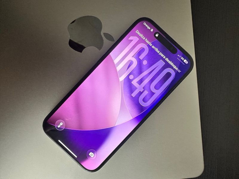 iPhone 15 Pro 256GB Black Titanium afbeelding 2