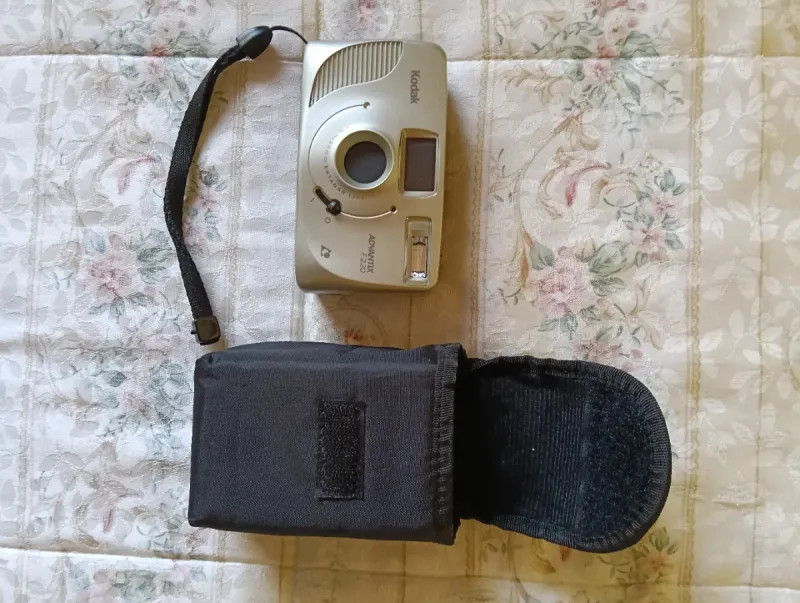 Kodak Advantix F220 Cámara Analógica