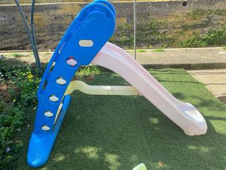 Tobogán y balancín infantil