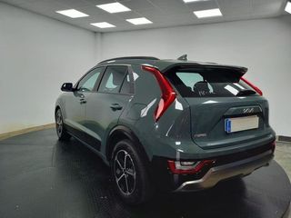 Kia Niro 1.6 GDi PHEV 135kW (183CV) Drive