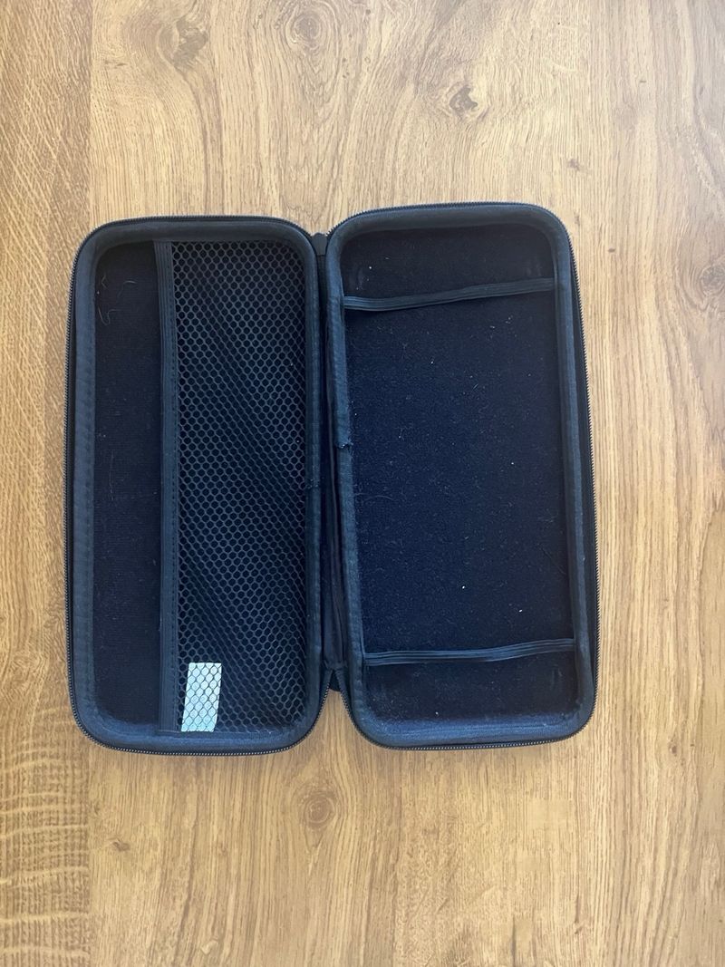Vendo Nintendo Switch+ mando+ funda afbeelding 2