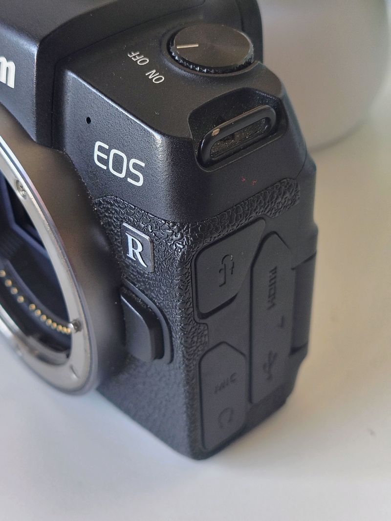 Canon EOS RP Full Frame afbeelding 4