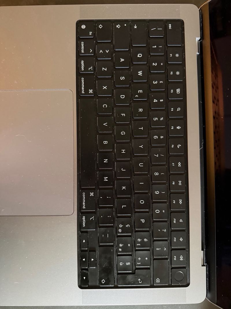MacBook Pro M1 Pro Gris Espacial afbeelding 3