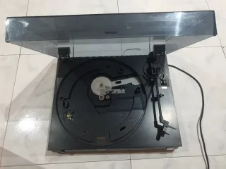 Tocadiscos Fisher Studio-Standard MT-225